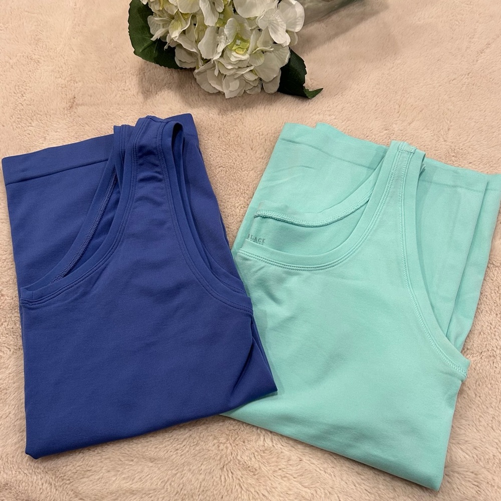 White House Black Market Purple and Seafoam Essential Camis, Size M